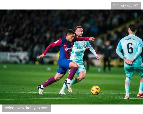 巴萨3-1那不勒斯,技术统计显示巴萨压迫成功次数是对手两倍,混合防守功不可没。